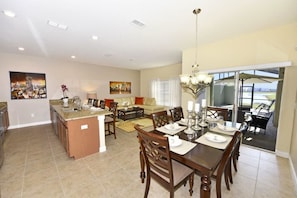 Family House, 4 Bedrooms | In-room dining - 4794 Storey Lake House 4 Bedroom by Florida Star (Kissimmee)
