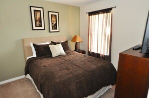 Family Townhome, 4 Bedrooms | 4 bedrooms, free WiFi, bed sheets - 514 Regal Palms Townhome 4 Bedroom by Florida Star (Davenport)