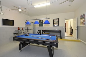 Family House, 6 Bedrooms | Games room