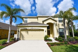 Family House, 6 Bedrooms | Front of property - 601 Watersong House 6 Bedroom by Florida Star (Davenport)