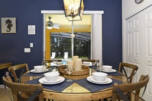 Rumah Keluarga, 6 kamar tidur | Dapur pribadi | Lemari es, microwave, dan mesin pembuat kopi/teh