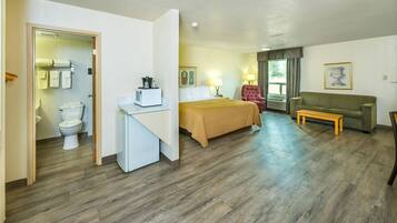 Premium bedding, pillow-top beds, soundproofing, free cots/infant beds