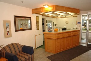 Check-in/check-out kiosk