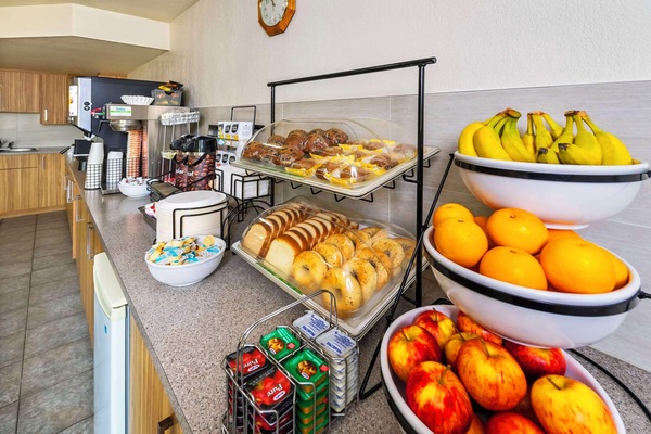 Free daily full breakfast