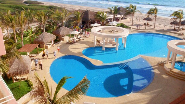 Outdoor pool - Quintas del Mar II (Mazatlán)