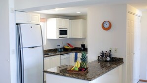 Suite, 1 Bedroom | Private kitchen - Quintas del Mar II (Mazatlán)