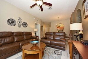 Family House, 3 Bedrooms | Living area