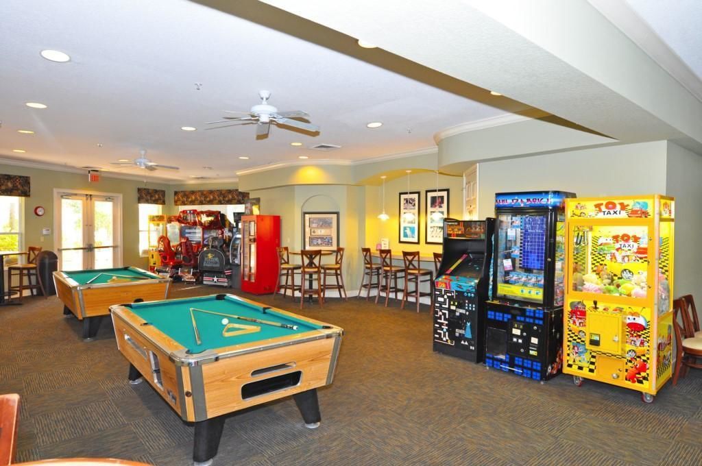 Family House, 5 Bedrooms | Billiards