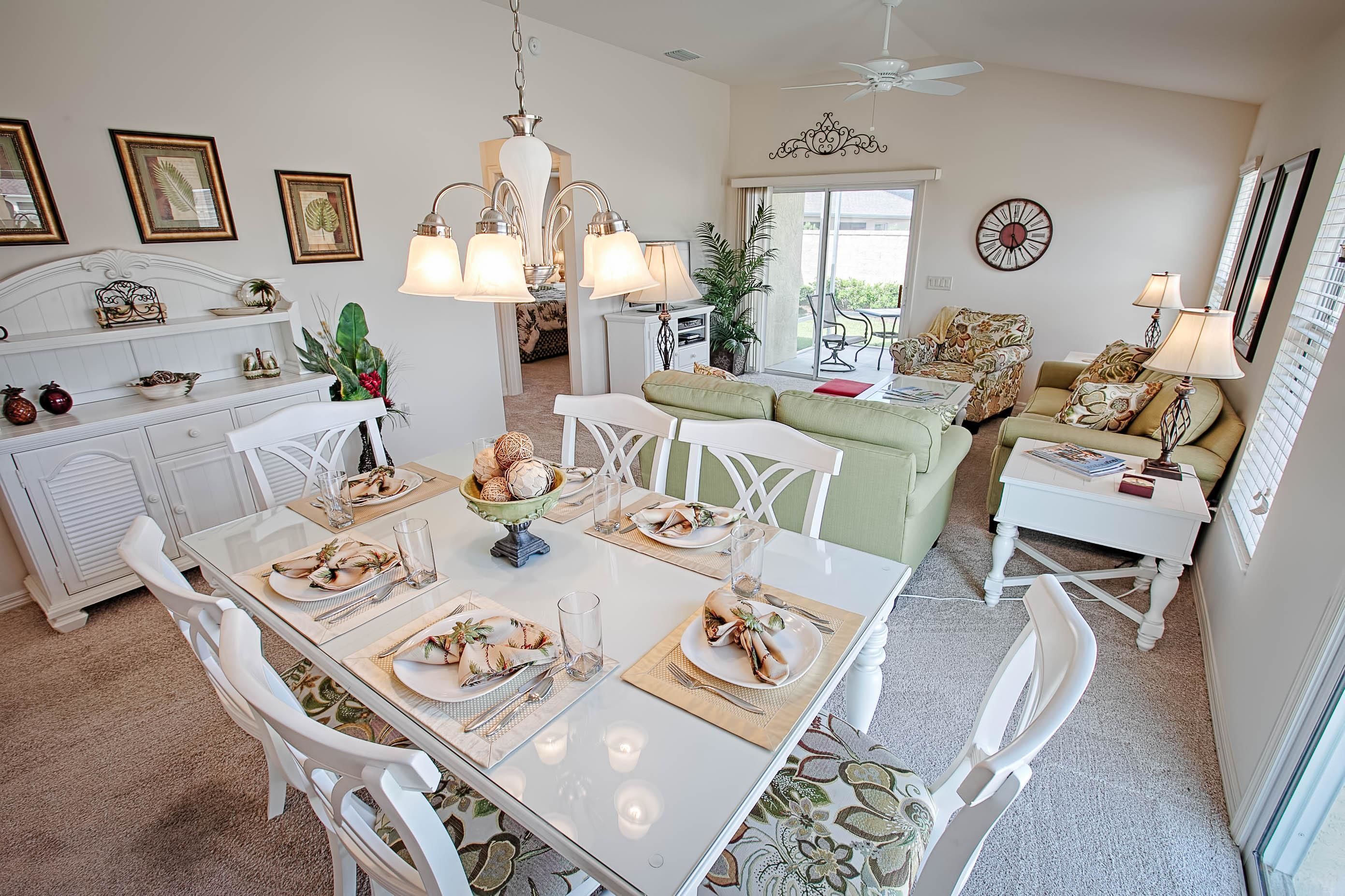 House, 3 Bedrooms | In-room dining