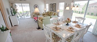 Amberly Court Home 3 Bedroom by The VIR Group