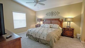 House, 2 Bedrooms | 2 bilik tidur, peralatan tempat tidur premium, tilam berlapik