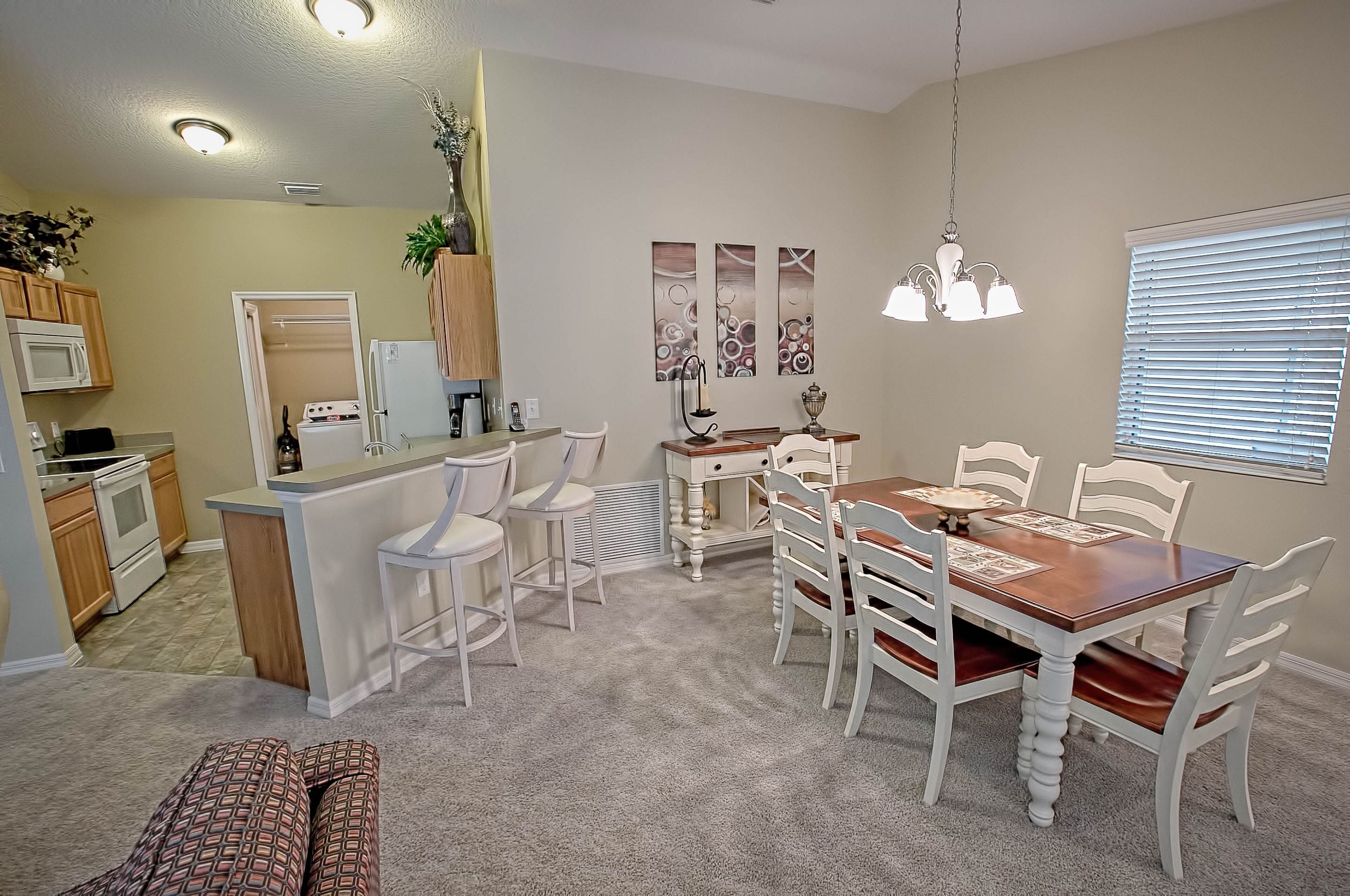 House, 2 Bedrooms | In-room dining