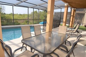 Family House, 6 Bedrooms | Terrace/patio
