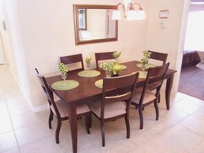 Family House, 5 Bedrooms | In-room dining - 876 Sandy Ridge House 5 Bedroom by Florida Star (Davenport)