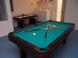 Family House, 5 Bedrooms | Games room