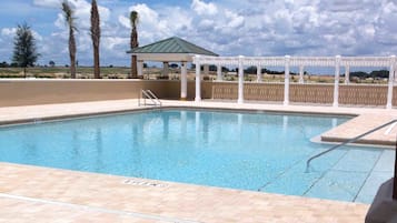 15 outdoor pools, pool umbrellas, sun loungers