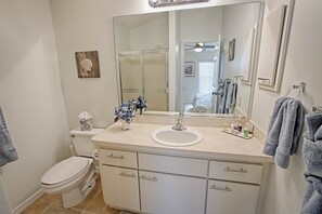 Ferienhaus, 2 Schlafzimmer | Badezimmer
