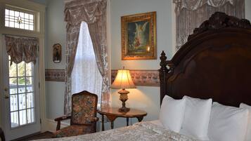 Lillian’s Room - King | In-room safe, individually decorated, individually furnished