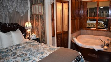 Suite (Sunshine Room) | Caja de seguridad en la habitación y decoración personalizada
