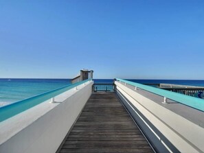 Condo, 2 Twin Beds, Sea View (Surfside 606) | Balcony