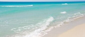 Azure Sandcastle 3 Bedroom Apartment by BnD