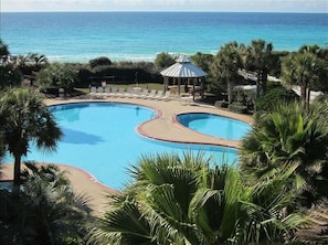 Apartment, 3 Bedrooms, Beachfront | 3 bedrooms