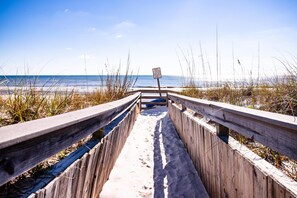 Beach/ocean view - 3rd Floor SeaDunes 3 Bedroom Apartment by BnD (Fort Walton Beach)