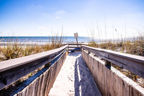 Lägenhet - 3 enkelsängar - utsikt mot stranden (Sea Dunes 302) | Utsikt mot havet/stranden