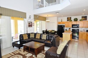 Family House, 6 Bedrooms | Living area | DVD player