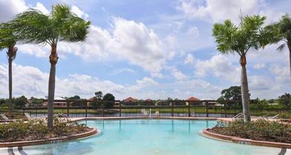 101 Aviana House 6 Bedroom by Florida Star