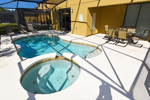 1127 Cypress House 6 Bedroom by Florida Star