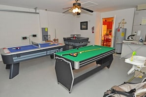 Casa família, 4 quartos | Sala de jogos