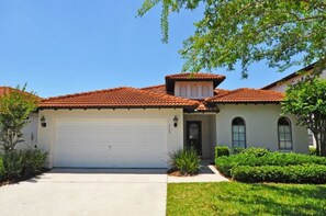 Family House, 4 Bedrooms | Exterior
