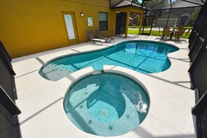 Familienhaus, 6 Schlafzimmer | Pool | Außenpool
