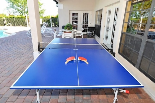 133 High Grove House 5 Bedroom by Florida Star