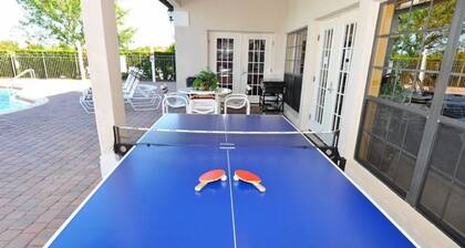 133 High Grove House 5 Bedroom by Florida Star