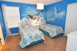 Family House, 6 Bedrooms | Children’s theme room