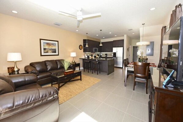 Family House, 3 Bedrooms | Living area