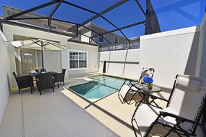 Family House, 5 Bedrooms | Pool