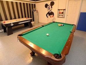 Family House, 4 Bedrooms | Game room
