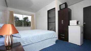 Superior Double or Twin Room | Free cribs/infant beds, free WiFi, bed sheets