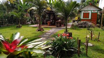 Classic Cabin, 1 Double Bed, Ensuite, Garden View | Garden view
