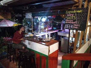 Bar (di hartanah)