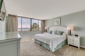 Fer et planche à repasser, accès au Wi-Fi (inclus), literie fournie