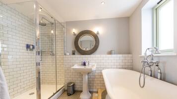 Habitación doble superior, baño privado (Wyton ) | Baño