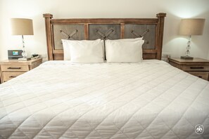 Luxury Apartment, 2 Bedrooms (located in Bahia Principe Residences) | Premium bedding, down duvets, Select Comfort beds, in-room safe - Anah Tulum (Akumal)