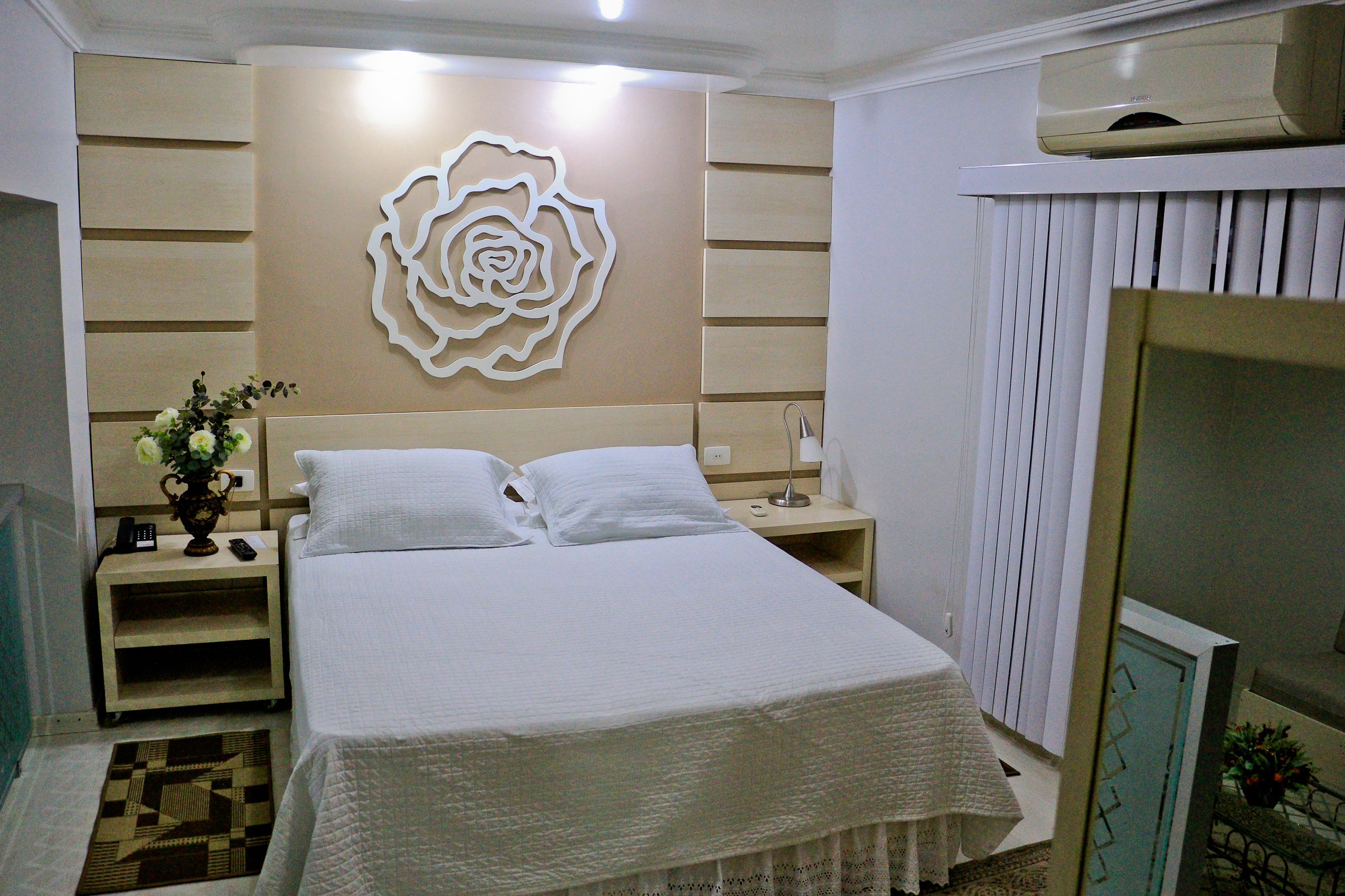 suite | pillow-top beds, minibar, individually decorated, individually furnished