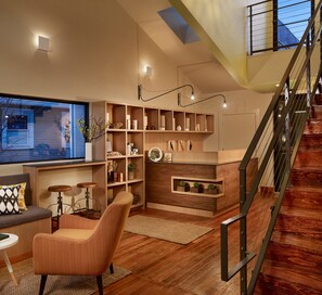 Lobby - Heywood Hotel (Austin)
