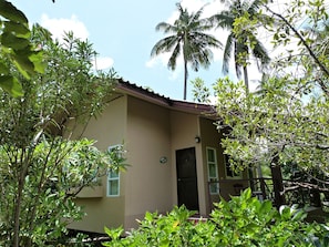 Exterior - Bann Suan Rachawadee B&B (Sisaket)
