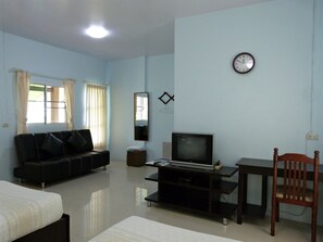Standard Double or Twin Room - Bann Suan Rachawadee B&B (Sisaket)